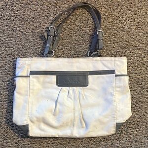 Coach Cream and Gray leather shoulder bag